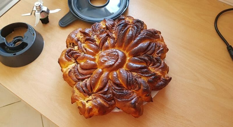 Cliquez pour zoomer ! Brioche étoilée au Nutella Thermomix par LydieTTD