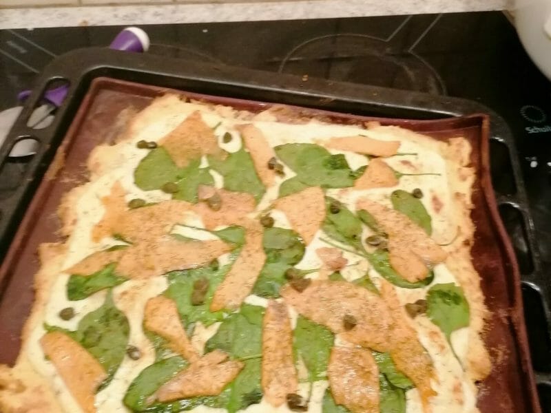 Cliquez pour zoomer ! Pizza au saumon et sauce kiri Thermomix par cindy_277