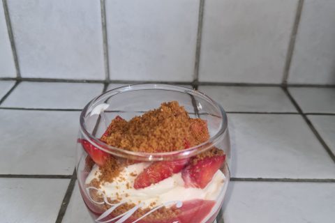 Cliquez pour zoomer ! Tiramisu aux fraises en verrines Thermomix par welsia