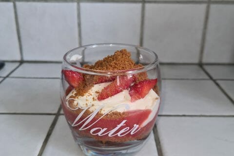 Cliquez pour zoomer ! Tiramisu aux fraises en verrines Thermomix par welsia