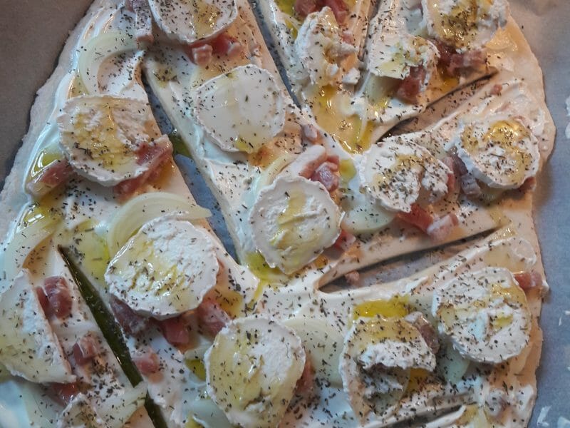 Cliquez pour zoomer ! Fougasse chèvre et lardons Thermomix par melmathys