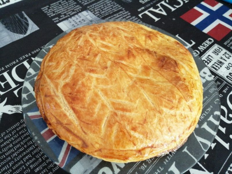 Cliquez pour zoomer ! Galette des rois à la frangipane Thermomix par melmathys