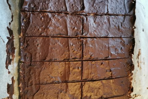 Cliquez pour zoomer ! Barres de céréales à l’avoine, noisettes, banane et chocolat Thermomix par melmathys