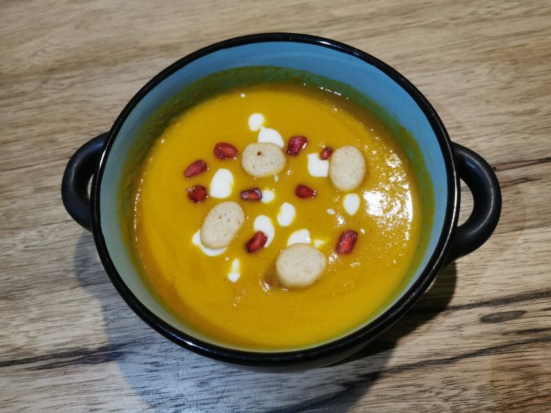 Cliquez pour zoomer ! Velouté de butternut aux lentilles corail et au curry Thermomix par melmathys