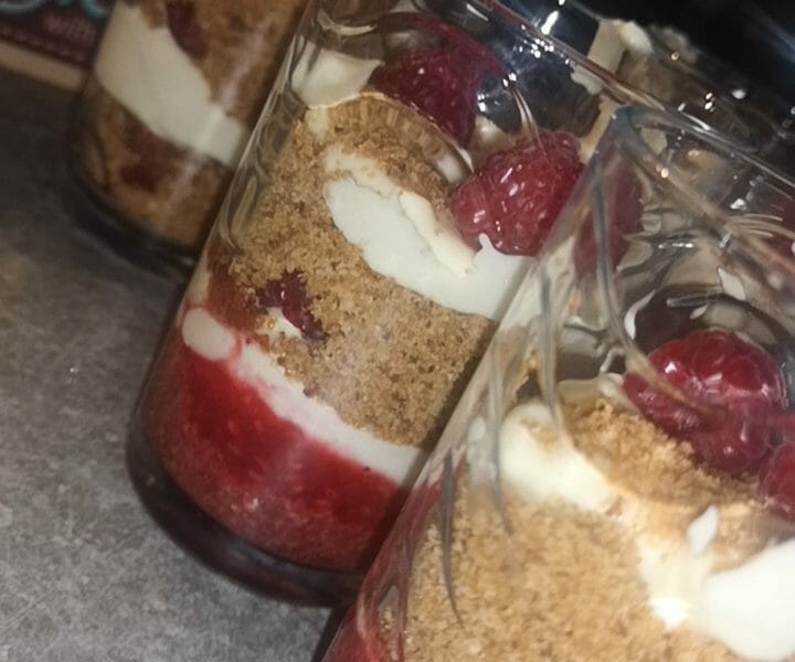 Cliquez pour zoomer ! Tiramisu aux framboises et spéculoos Thermomix par Liyah