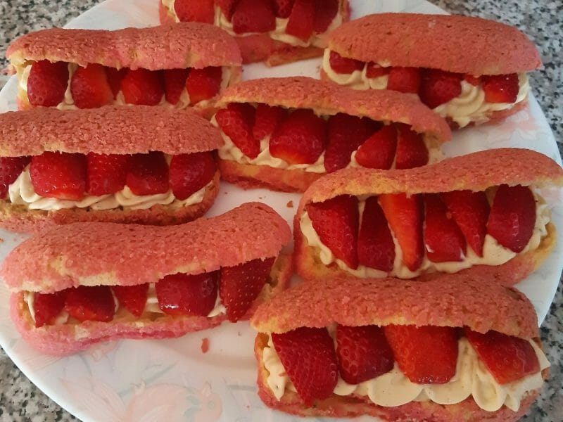 Cliquez pour zoomer ! Éclairs fraises chantilly Thermomix par lydie_72