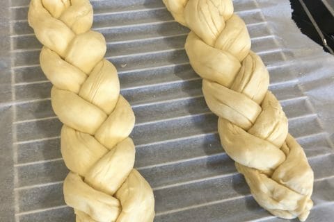 Cliquez pour zoomer ! Brioche tressée à la mie filante Thermomix par clydou