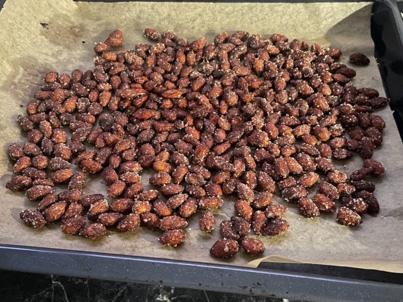Cliquez pour zoomer ! Amandes grillées à la cannelle et au miel Thermomix par fannyloam
