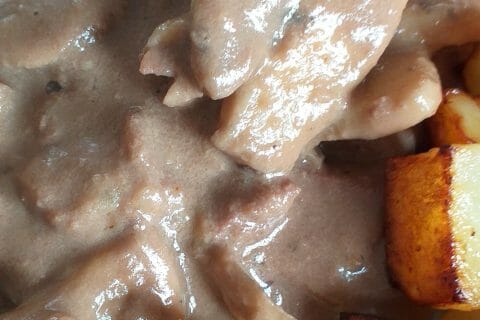 Cliquez pour zoomer ! Rognons de porc sauce madère Thermomix par melo07