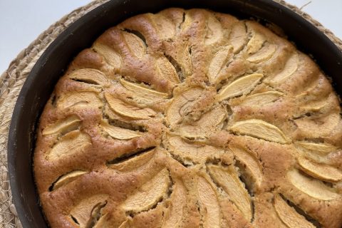 Cliquez pour zoomer ! Gâteau pommes noisettes Thermomix par emi_eml