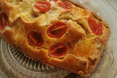 Cliquez pour zoomer ! Cake tomates mozzarella et lardons Thermomix par emi_eml