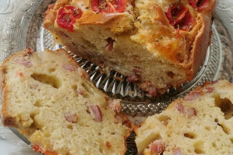 Cliquez pour zoomer ! Cake tomates mozzarella et lardons Thermomix par emi_eml