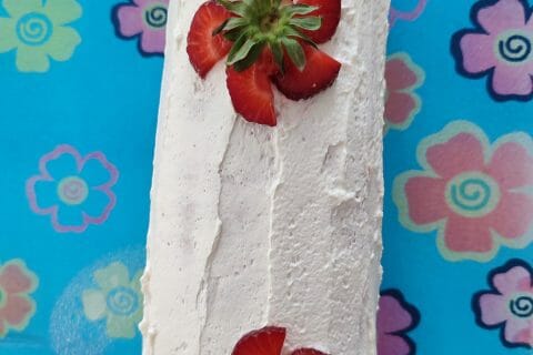 Cliquez pour zoomer ! Fraisier roulé Thermomix par estelle07150