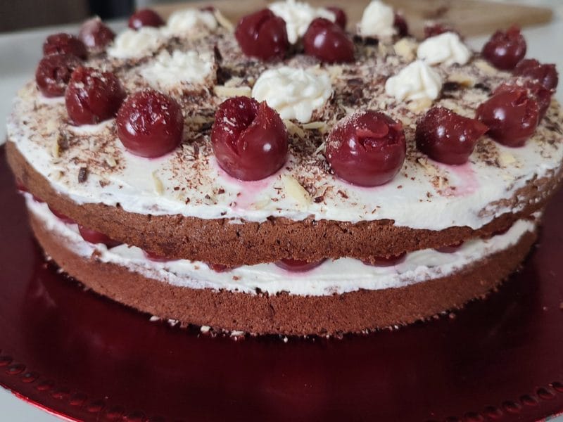 Cliquez pour zoomer ! Bûche forêt noire Thermomix par estelle07150