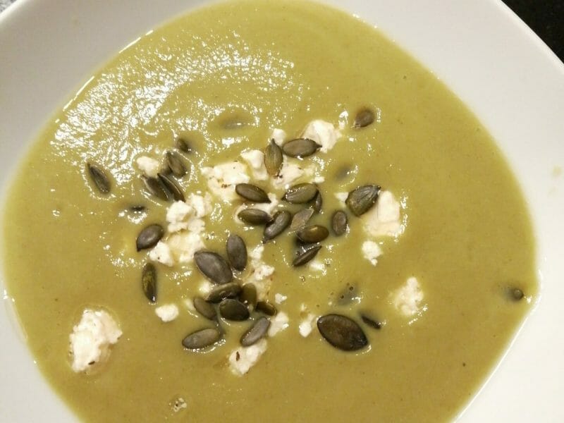 Cliquez pour zoomer ! Velouté de brocoli et feta Thermomix par sobaiona
