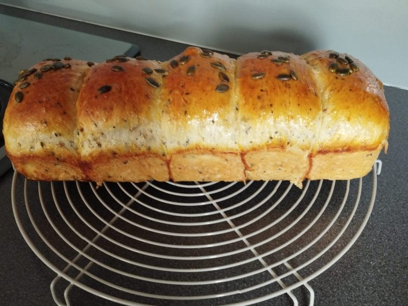 Cliquez pour zoomer ! Pain de mie aux blancs d’oeufs et aux graines de céréales Thermomix par gaelle_167