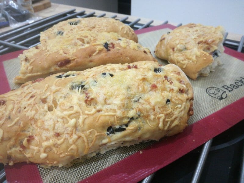 Cliquez pour zoomer ! Pain aux olives Thermomix par efisan