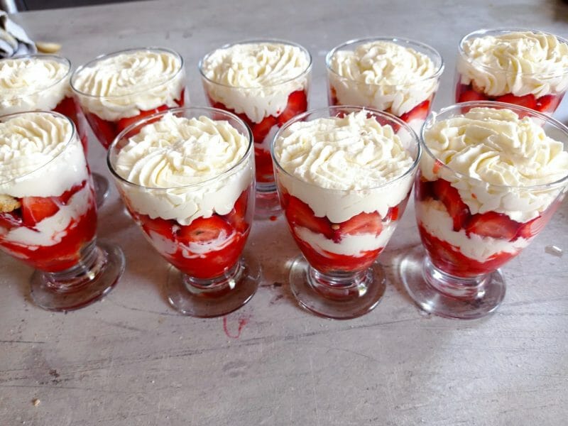 Cliquez pour zoomer ! Tiramisu aux fraises en verrines Thermomix par vanes_9