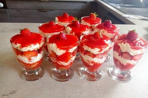 Cliquez pour zoomer ! Tiramisu aux fraises en verrines Thermomix par vanes_9
