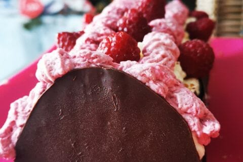 Cliquez pour zoomer ! Bûche de Noël framboises et chocolat blanc Thermomix par orel_6
