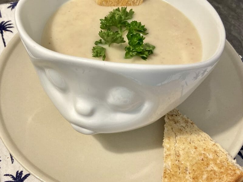 Cliquez pour zoomer ! Velouté de pommes de terre à l’irlandaise Thermomix par celine4298
