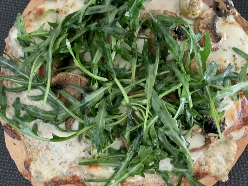 Cliquez pour zoomer ! Pizza blanche aux champignons Thermomix par naemagb