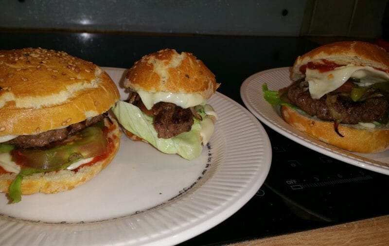 Cliquez pour zoomer ! Pains hamburger Thermomix par Mumu66