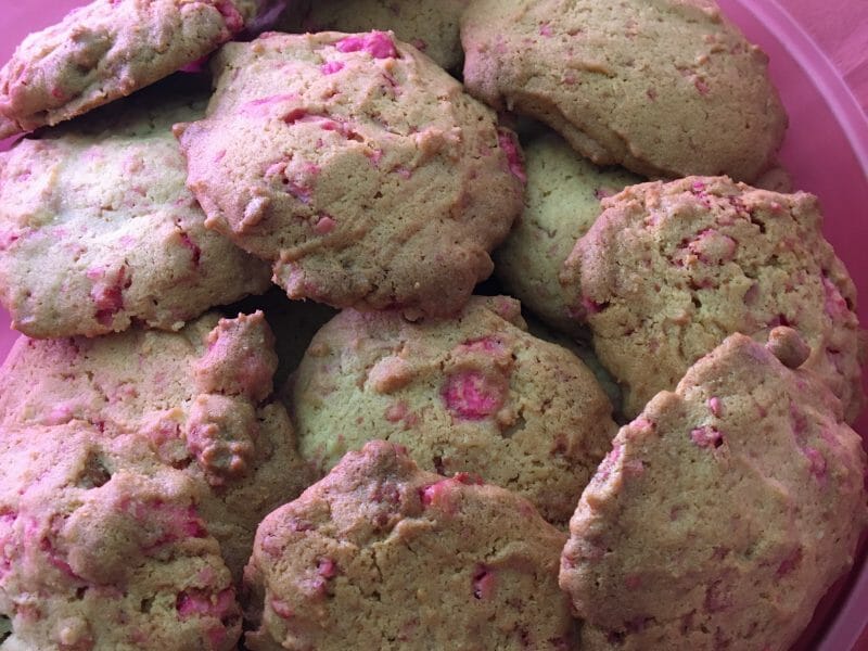 Cliquez pour zoomer ! Cookies aux éclats de pralines roses et pépites de chocolat Thermomix par LAUCAT