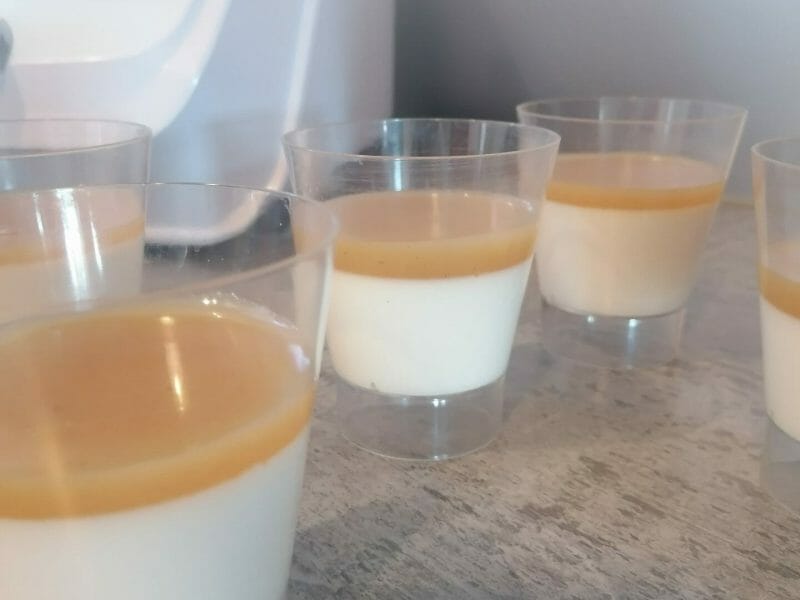 Cliquez pour zoomer ! Panna cotta caramel beurre salé Thermomix par alice_100
