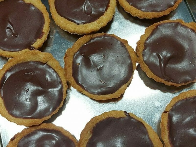 Cliquez pour zoomer ! Tartelettes chocolat et caramel beurre salé Thermomix par valentine_janin