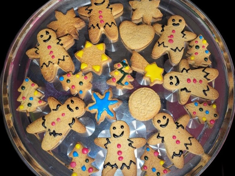 Cliquez pour zoomer ! Bonhommes en pain d’épices Thermomix par petitegourmande