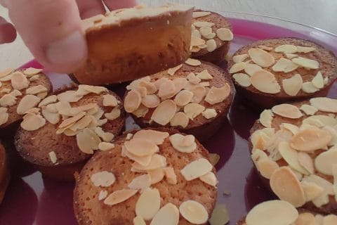 Cliquez pour zoomer ! Carrés aux amandes Thermomix par virgie23