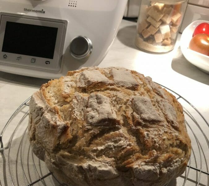 Cliquez pour zoomer ! Pain Cocotte Thermomix par SANDRA1174