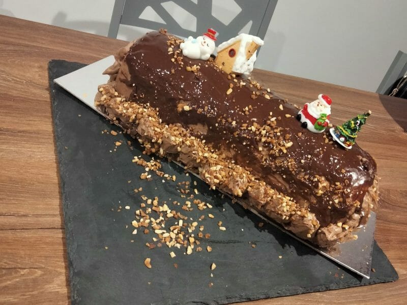 Cliquez pour zoomer ! Bûche mousse au chocolat Thermomix par ophelie90