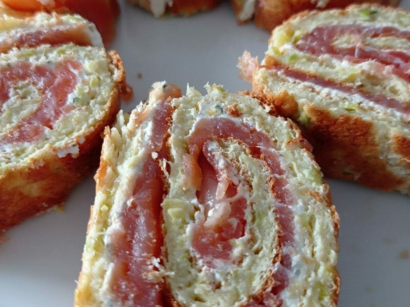 Cliquez pour zoomer ! Roulé aux courgettes et au saumon fumé Thermomix par julie_643
