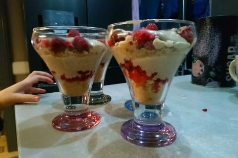 Cliquez pour zoomer ! Tiramisu aux framboises et spéculoos Thermomix par sabrina_312
