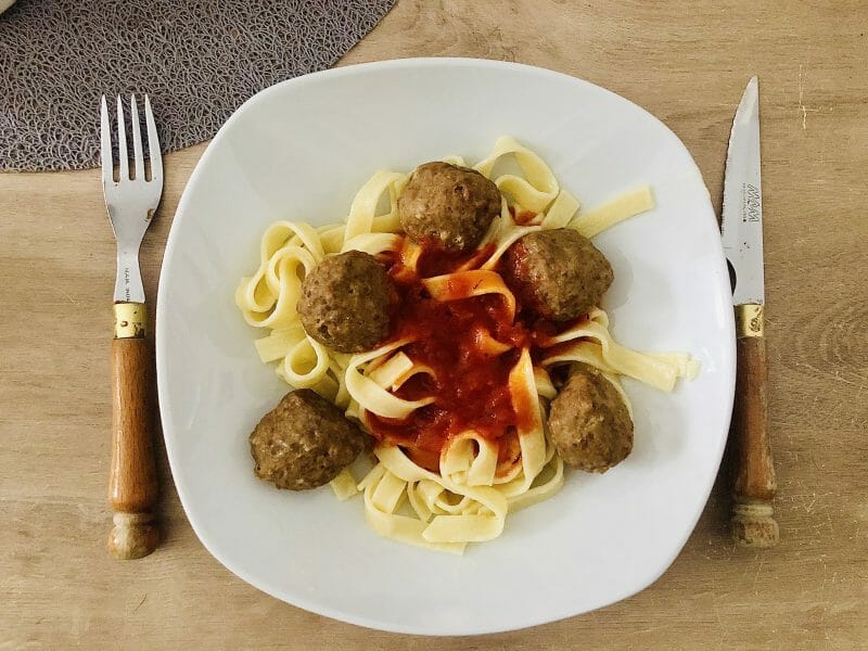 Cliquez pour zoomer ! Boulettes de viandes à la sauce tomate Thermomix par sandrinepr