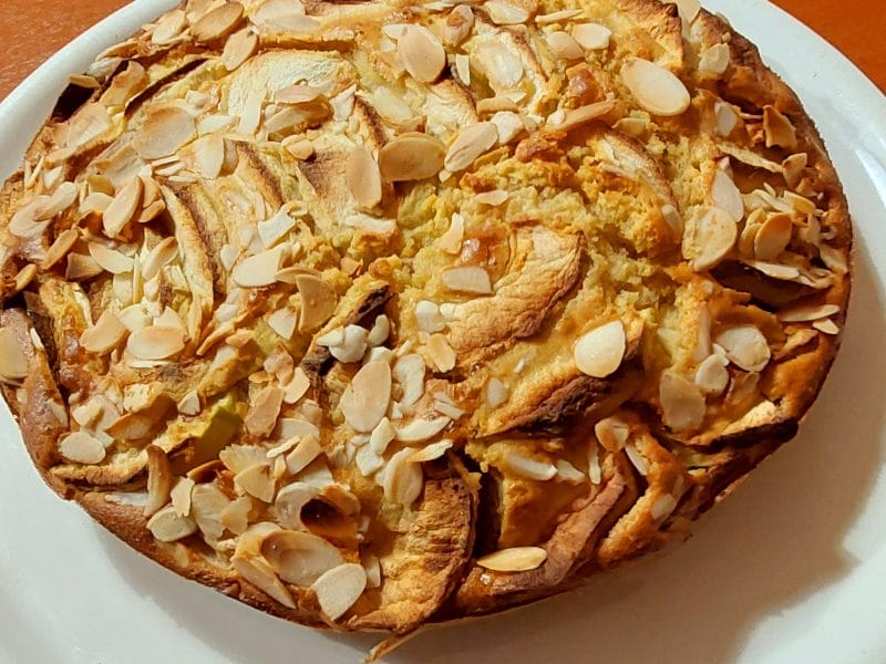 Cliquez pour zoomer ! Gâteau à la semoule et aux pommes Thermomix par mamilu56