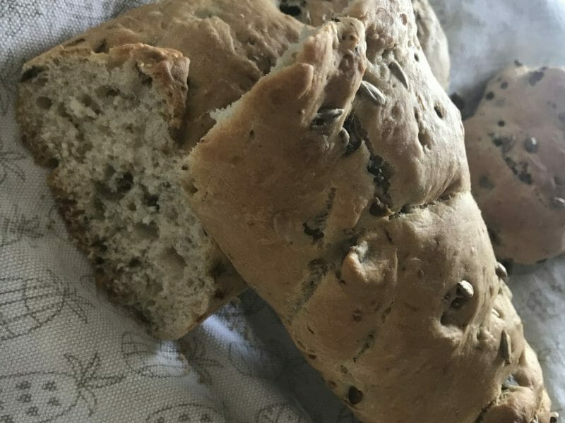 Cliquez pour zoomer ! Pain aux olives Thermomix par Kamoun