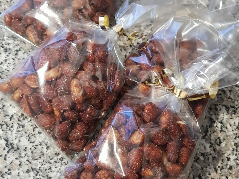 Cliquez pour zoomer ! Amandes grillées à la cannelle et au miel Thermomix par charlotte_271