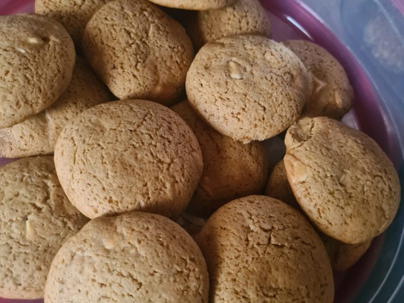 Cliquez pour zoomer ! Cookies aux pépites de chocolat blanc Thermomix par sallysarasofia