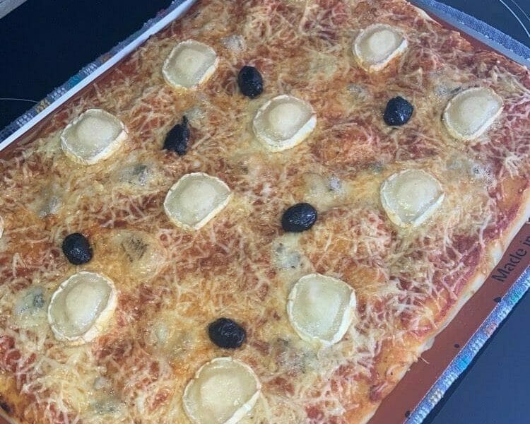 Cliquez pour zoomer ! Pizza 4 fromages Thermomix par Bouboulino