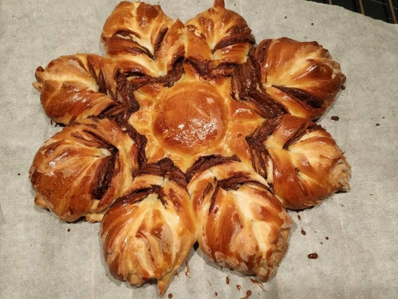 Cliquez pour zoomer ! Brioche étoilée au Nutella Thermomix par chouchou09