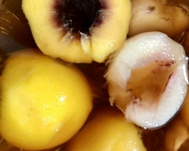 Cliquez pour zoomer ! Pêches au varoma Thermomix par valeriederomans