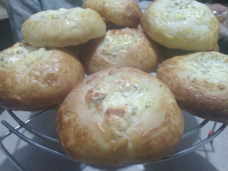 Cliquez pour zoomer ! Poğaça – Petits pains Turcs à la Feta Thermomix par hend_1