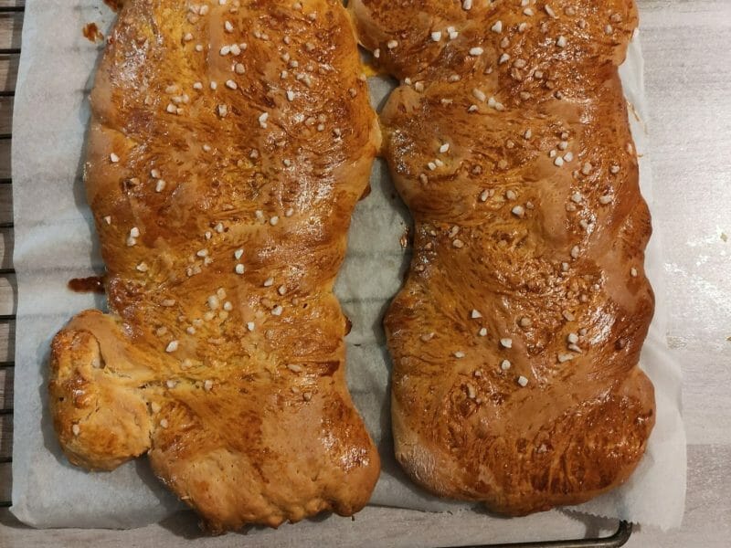 Cliquez pour zoomer ! Brioche tressée à la mie filante Thermomix par Bettina