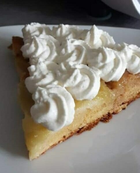 Cliquez pour zoomer ! Gâteau renversé à la rhubarbe et caramel au beurre salé Thermomix par valerie_322