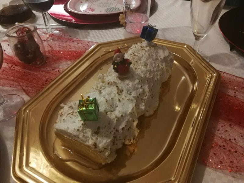 Cliquez pour zoomer ! Bûche au citron meringuée Thermomix par LaMoueT