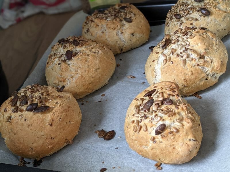 Cliquez pour zoomer ! Petits pains aux céréales Thermomix par boubette74