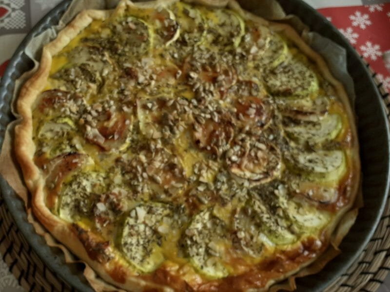 Cliquez pour zoomer ! Tarte courgettes, chèvre et pignons de pin Thermomix par brigitte_70